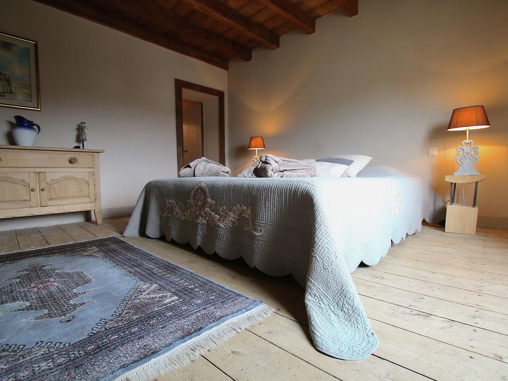 Unique Holiday Home In Virton With Jacuzzi Latour Exterior photo