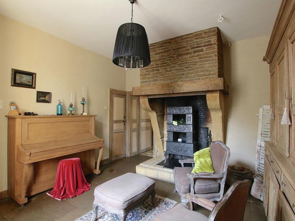 Unique Holiday Home In Virton With Jacuzzi Latour Exterior photo