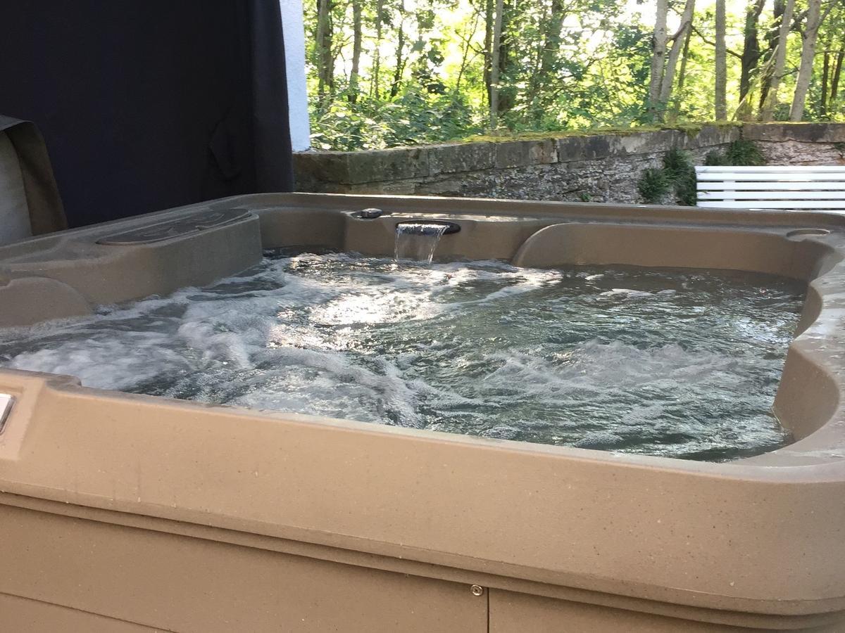 Unique Holiday Home In Virton With Jacuzzi Latour Exterior photo